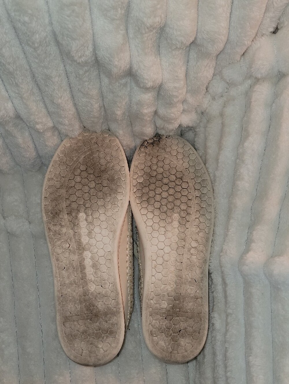 Dolce Vita Cream Knit Lace-Up Women's Sneakers - Picture 6 of 8